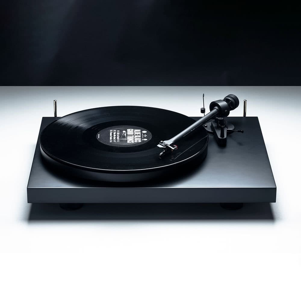 Pro-Ject Audio Systems Debut III DC (OM 5e) Matt