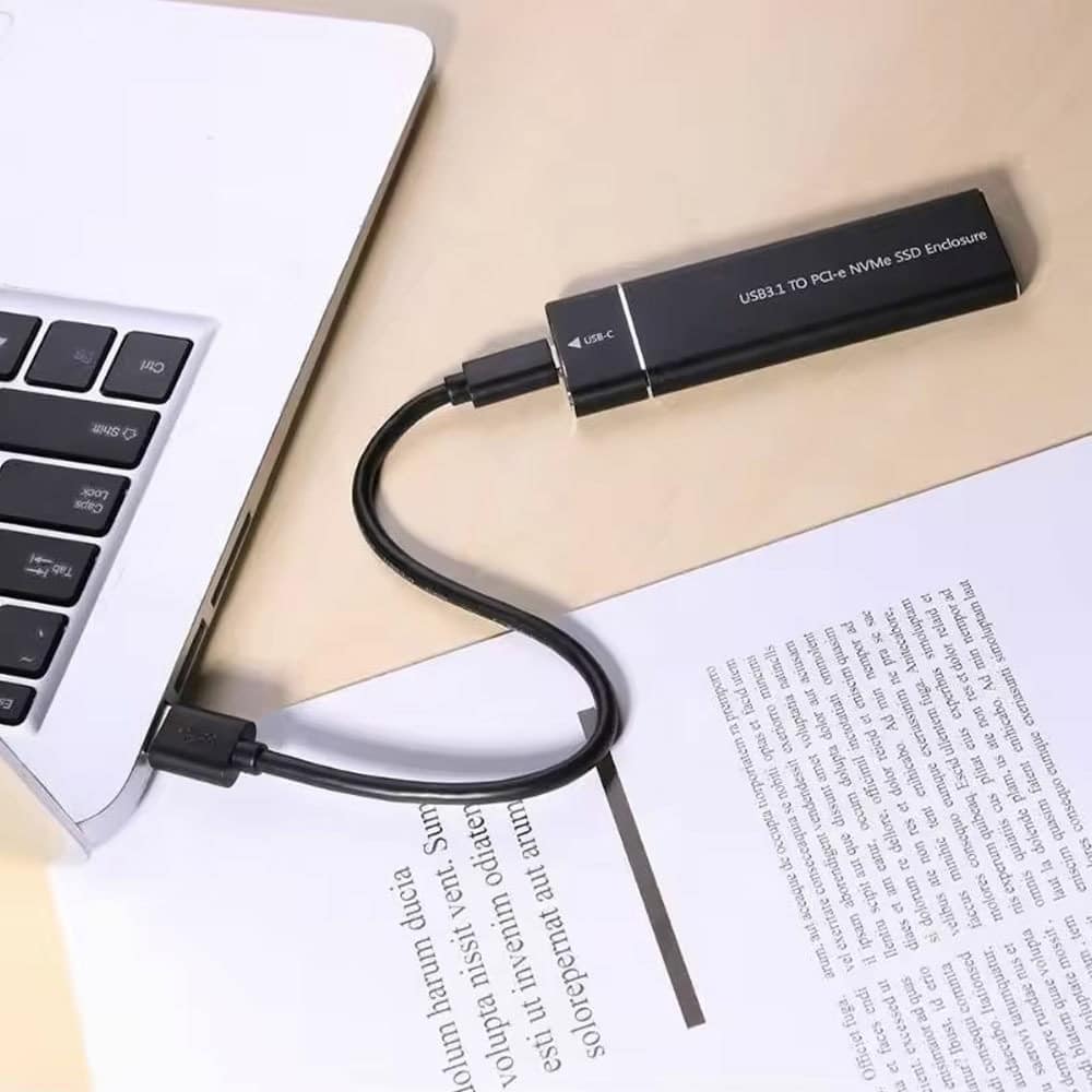 DeTech 17863 SSD NVMe USB3.1 Type-C