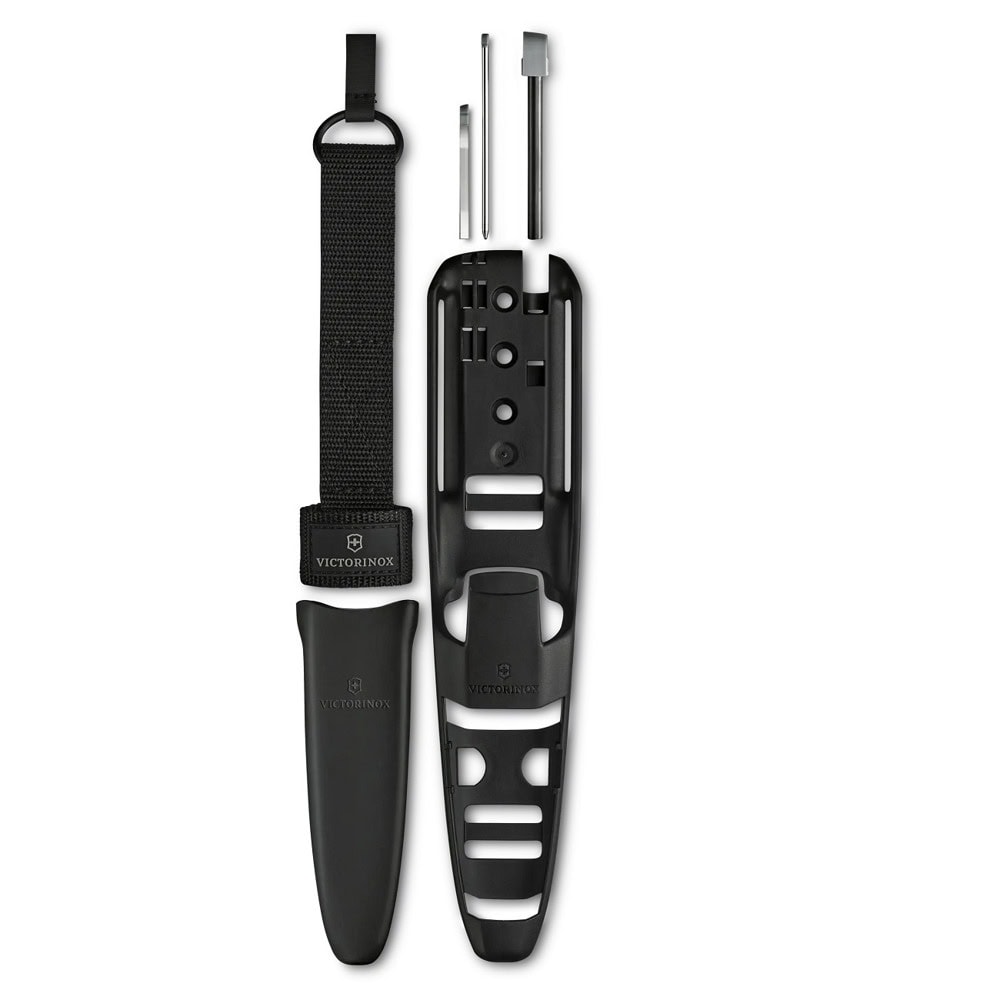 VICTORINOX Venture Pro Black 3.0903.3F