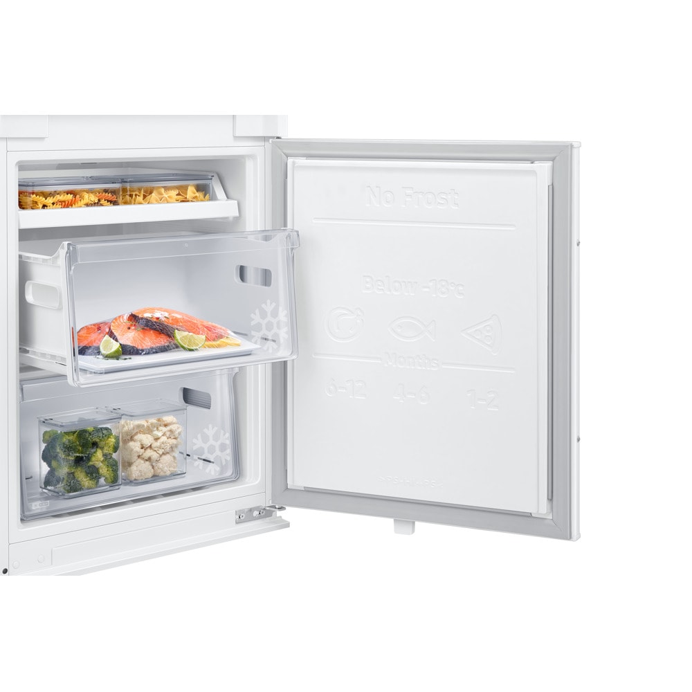 Хладилник с фризер Samsung BRB30600EWW/EF