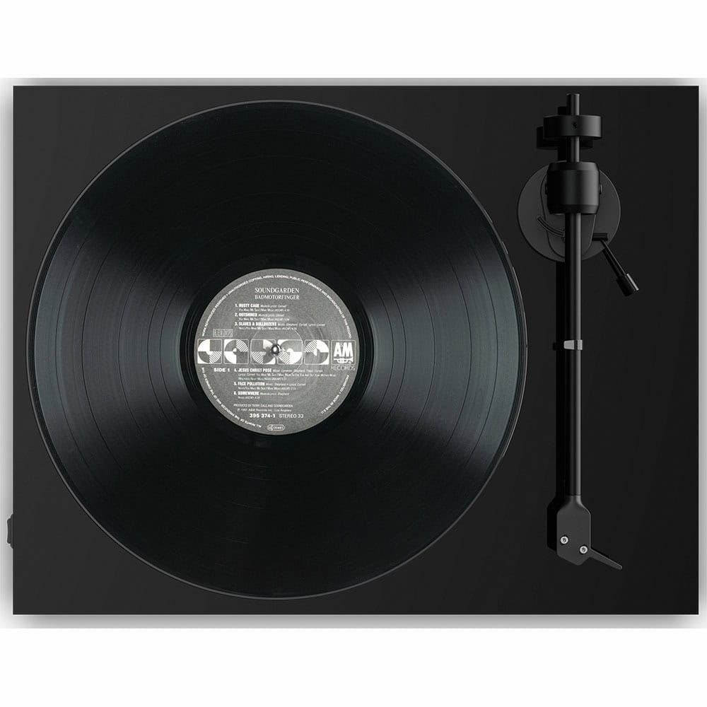 Pro-Ject Audio Systems E1 OM 5E Black