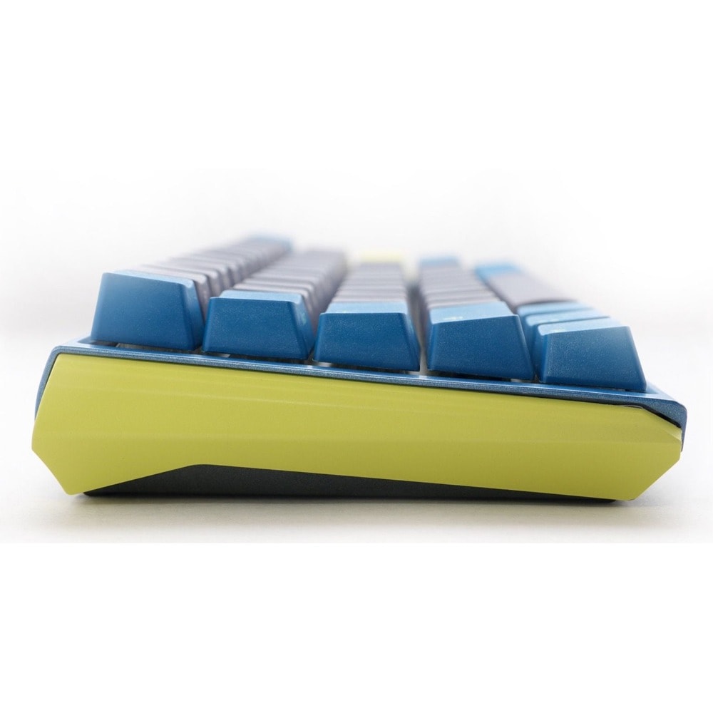 Ducky - One 3 Daybreak SF Blue RGB сива