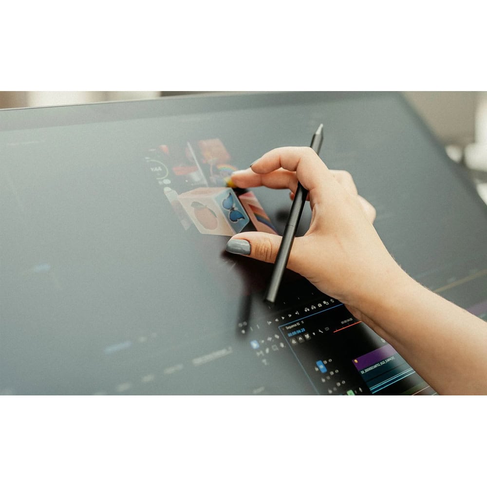 Wacom Cintiq 24 touch DTH246K0B