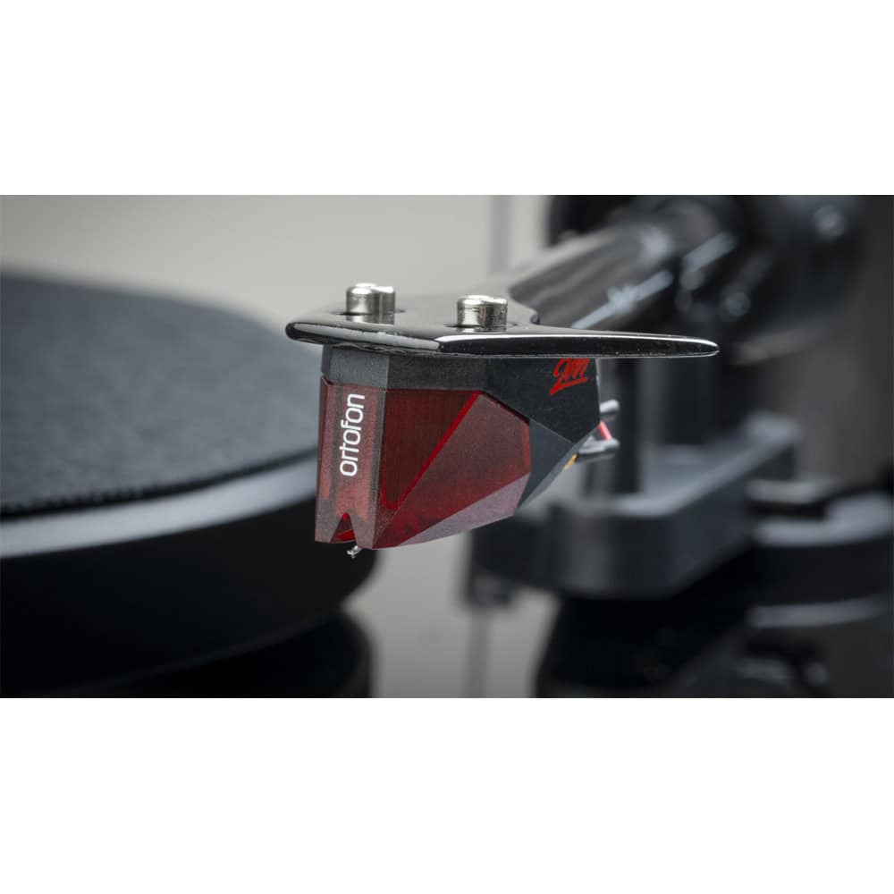 Pro-Ject Audio Debut E Carbon (2M Red) Black gloss