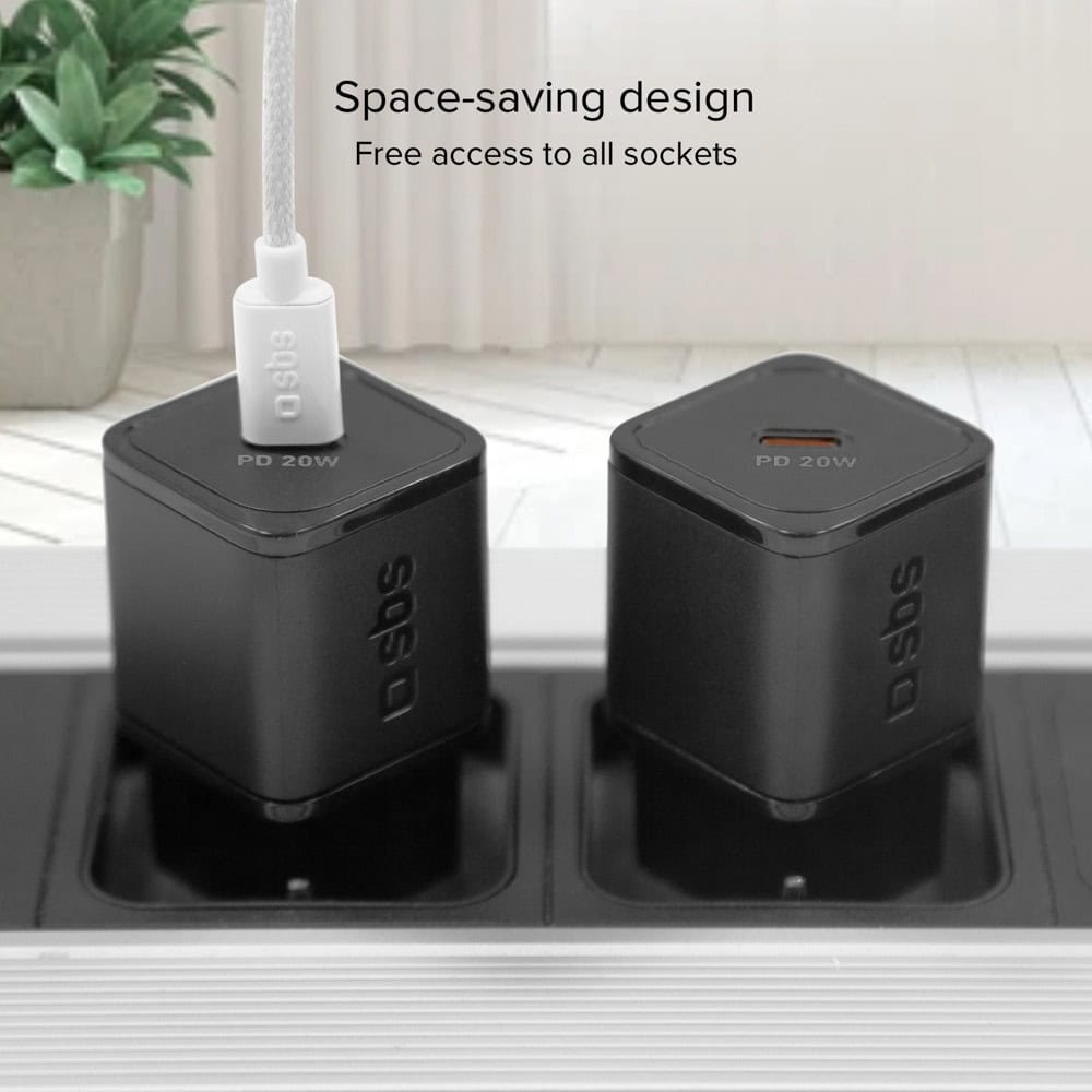 Зарядно устройство SBS 44616 черно