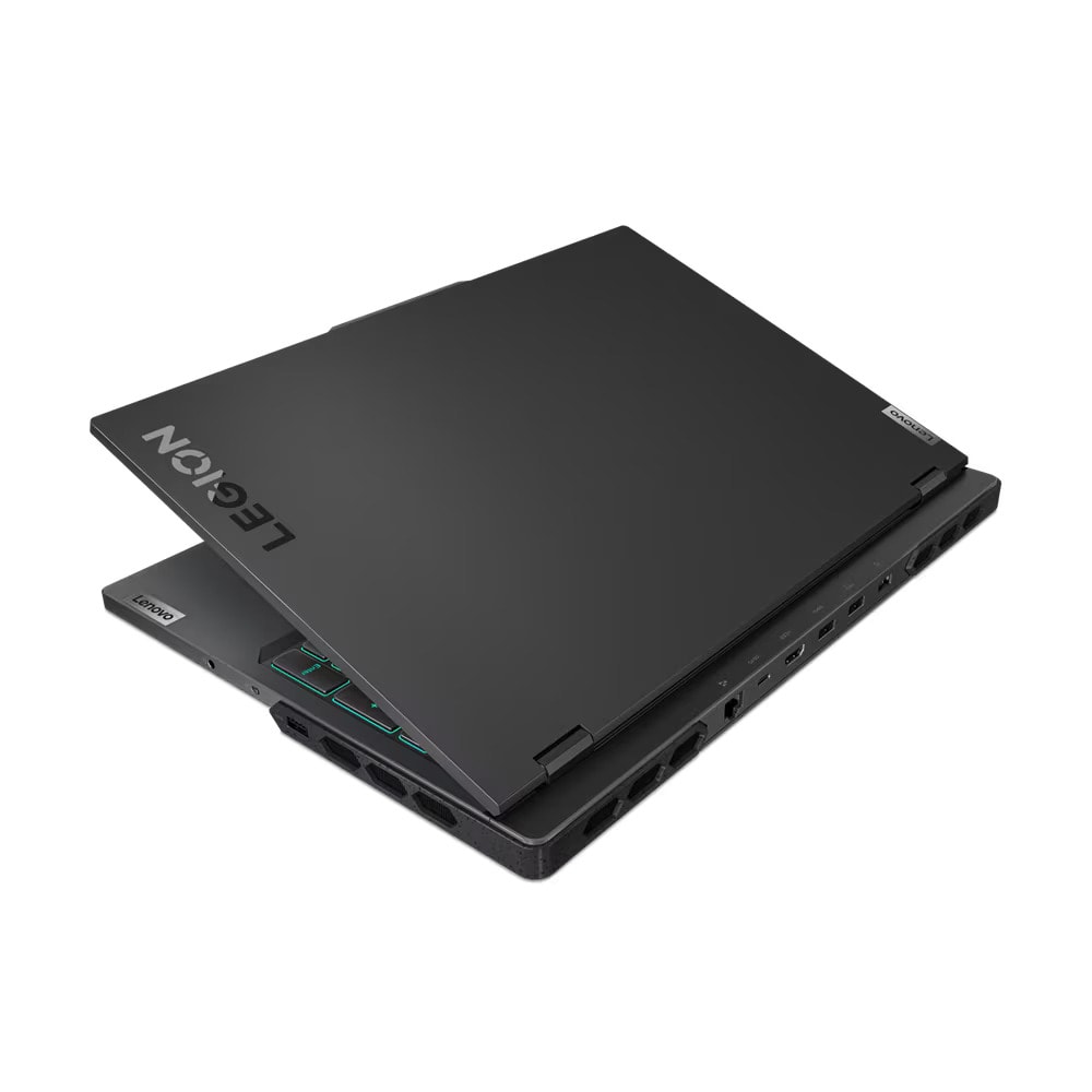 Lenovo Legion Pro 7 16IRX8H 82WQ004QBM