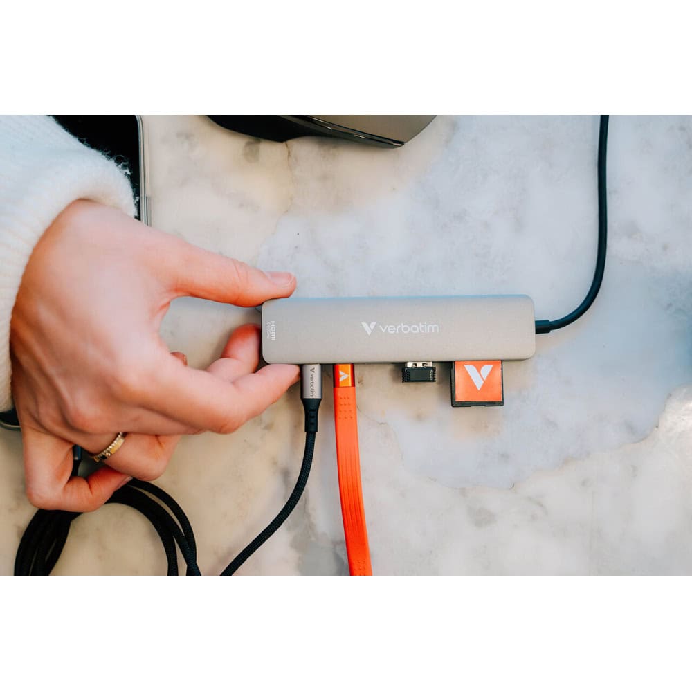 Verbatim USB-C Essentials Multiport Hub 32158