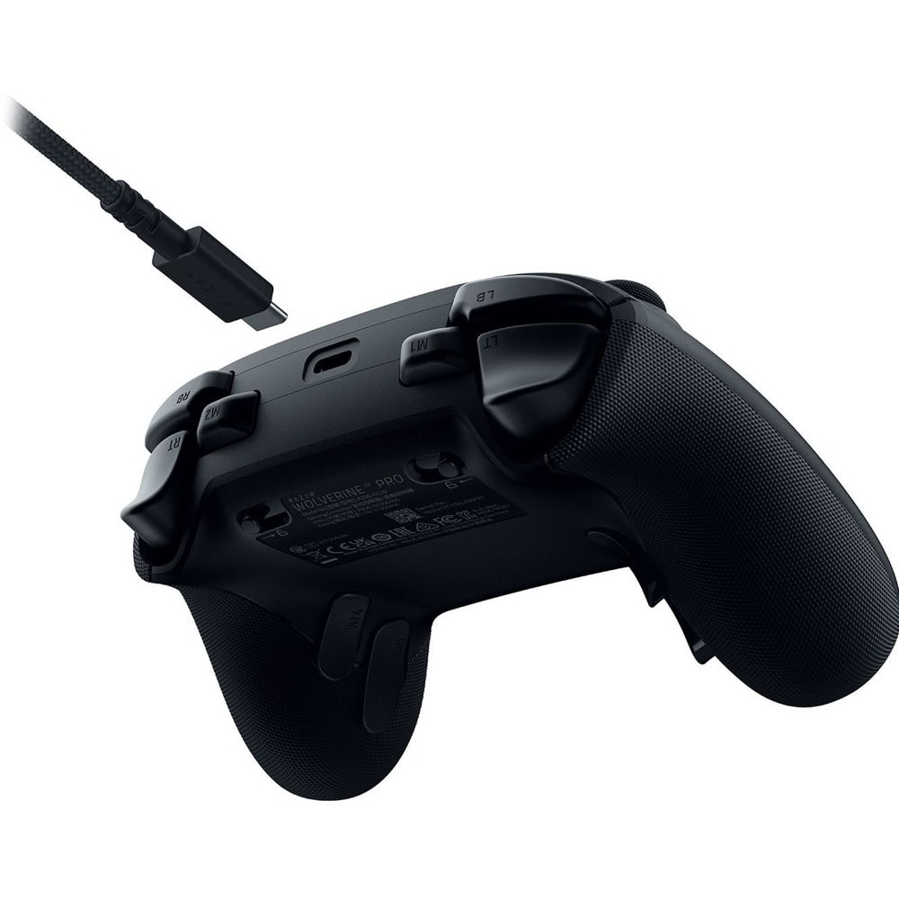 razer wolverine v3 pro черен