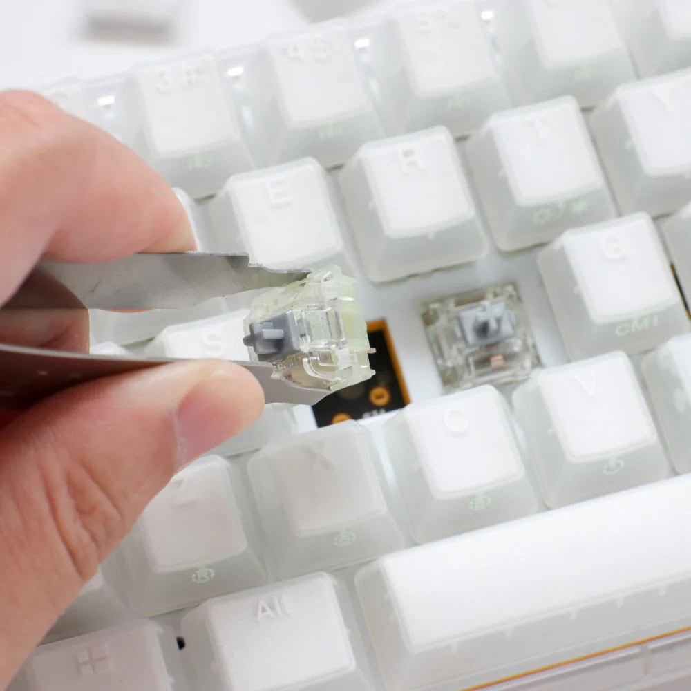 Ducky One 3 AURA 60% White Brown switch | JAR Computers Ducky One 3 AURA 60% White Brown switch