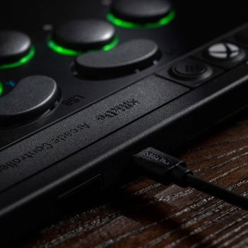8bitdo arcade черен | JAR Computers 8bitdo arcade черен
