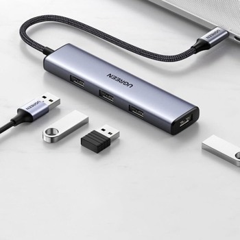 Ugreen USB-C 4-port hub CM473