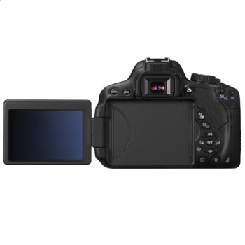 Canon EOS 650D + EF-s 18-55 DC III