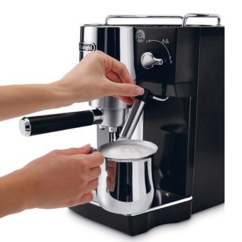 Delonghi EC 820 B мостра