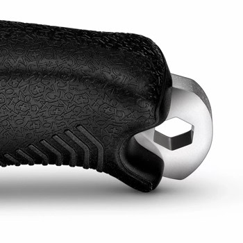 VICTORINOX Venture Pro Black 3.0903.3F