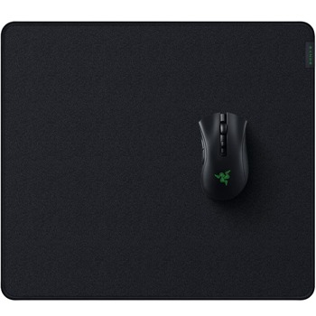 Подложка за мишка Razer Strider L (RZ02-03810200-R3M1), гейминг, черна, 435 x 400 x 3 mm | JAR Computers Razer RZ02-03810200-R3M1