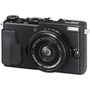 Fujifilm X70 (Black) +Toshiba Exceria 16GB