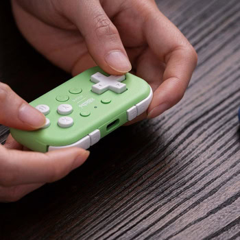 8bitdo micro gamepad зелен | JAR Computers 8bitdo micro gamepad зелен