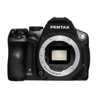 Pentax K-30, черен + обектив Pentax SMC 18-55mm