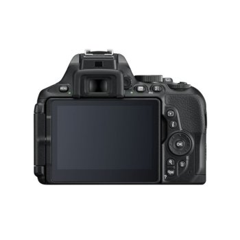 Nikon D5600 + обектив Nikon 18-105mm VR