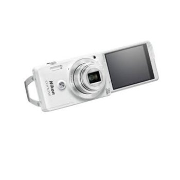 Nikon CoolPix S6900 (White) S-Series SDHC 8GB