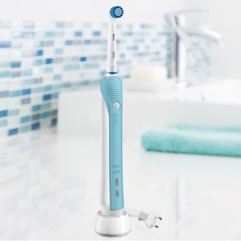 Braun Oral B Pro 700 CrossAction 700PRO