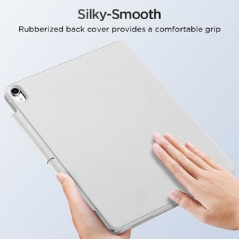 ESR Rebound Magnetic Slim Case