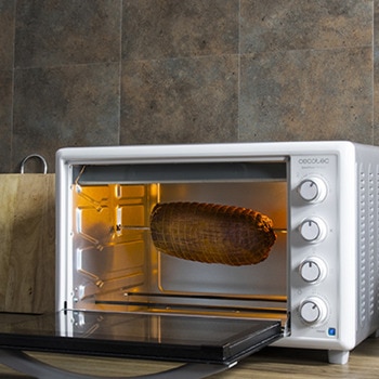 Cecotec BakeToast 790 Gyro 02209