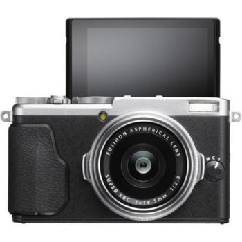 Fujifilm X70 (Silver) +Toshiba Exceria 16GB