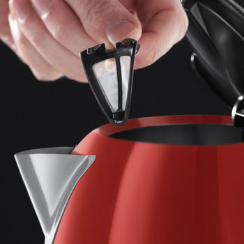 Russell Hobbs Colours Plus Classic Red 20412-70