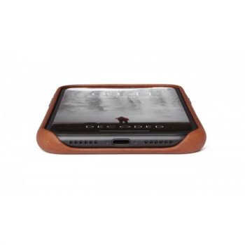 Decoded Leather Case, brown, iPhone 11 Pro Max