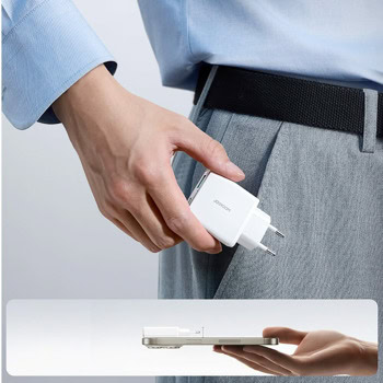 joyroom super slim dual port 20w бял