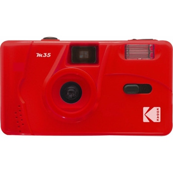 Фотоапарат Kodak M35 scarlet(червен), аналогов за многократна употреба, цветни и черни 35мм филми, 31 mm обектив, 1m фокусно разстояние, светкавица, ръчно зареждане, навиване и пренавиване, 1x ААА батерия | JAR Computers Kodak M35 scarlet DA00239