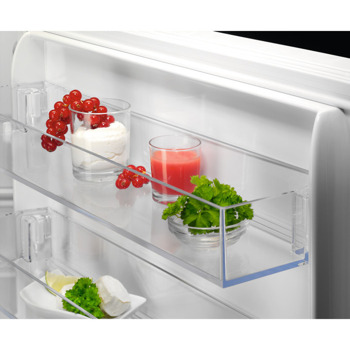 Хладилник с фризер AEG OSC5D181ES