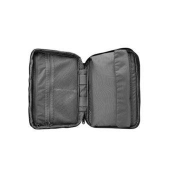 InCase Travel Kit Plus case for iPad/2/3/4