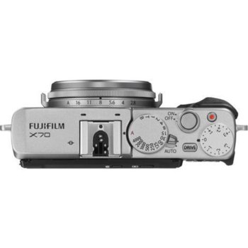 Fujifilm X70 Silver+ Samsung 32GB Memory Card