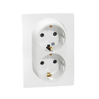 Контакт Legrand Niloe, 16A, двоен, бял | JAR Computers Legrand 764544