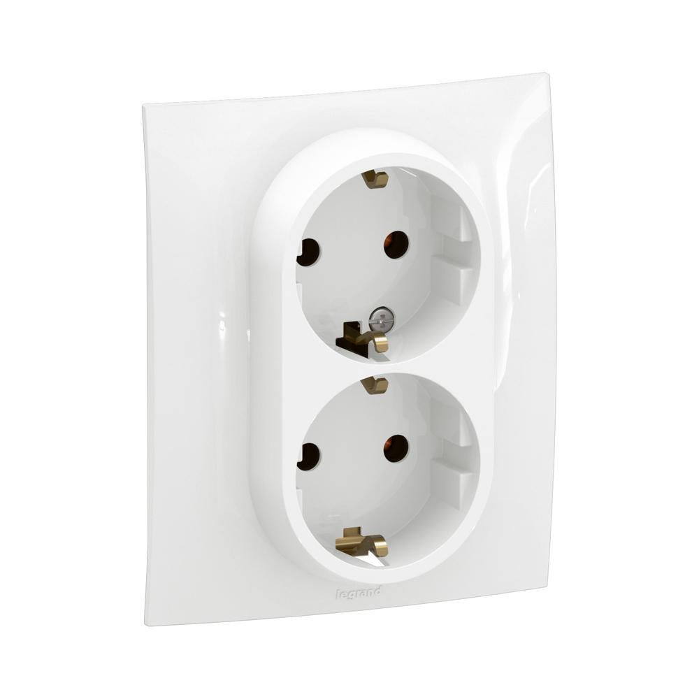 Контакт Шуко двоен 2x 2P+E 16A автоматични клеми с рамка Бял - Legrand Niloe New NP3131WH | JAR Computers Контакт Шуко двоен 2x 2P+E 16A автоматични клеми с рамка Бял - Legrand Niloe New NP3131WH