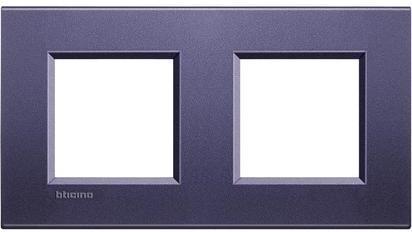 Рамка 2x2 мод. метална правоъгълна Club LL Bticino | JAR Computers Рамка 2x2 мод. метална правоъгълна Club LL Bticino