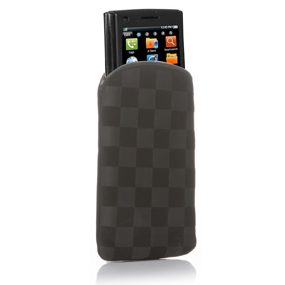Велурен калъф за iPhone 4S, iPhone 4 и мобилни телефони - SBS Checkers Smooth Case M (черен) | JAR Computers Велурен калъф за iPhone 4S, iPhone 4 и мобилни телефони - SBS Checkers Smooth Case M (черен)