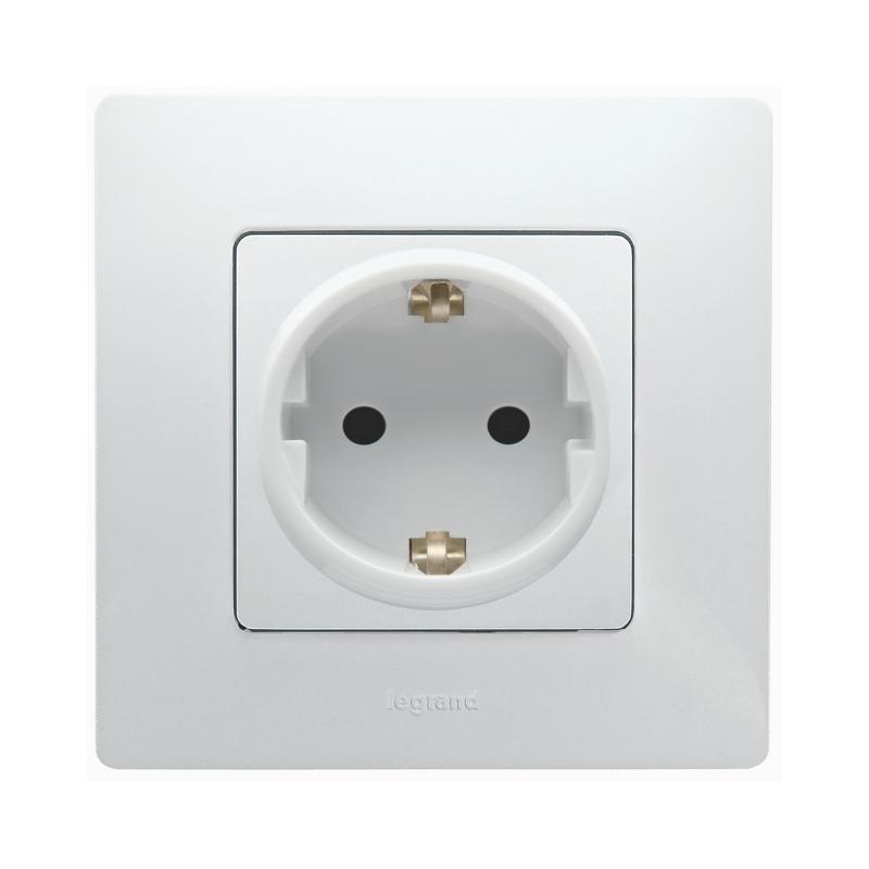 Контакт шуко с рамка 2Р+Е 16A 250V Бял /блистер/ ДО ИЗЧЕРПВАНЕ - Legrand Niloe 396739 | JAR Computers Контакт шуко с рамка 2Р+Е 16A 250V Бял /блистер/ ДО ИЗЧЕРПВАНЕ - Legrand Niloe 396739
