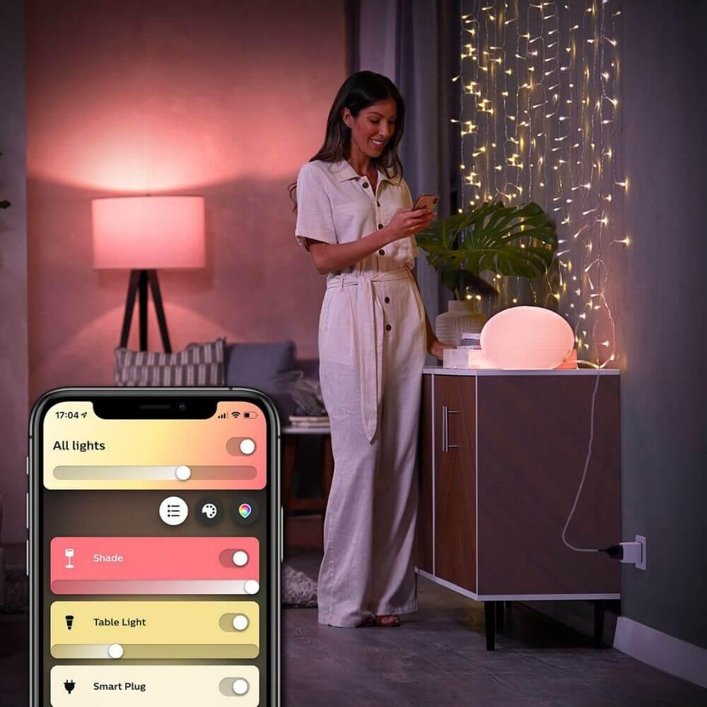 Умен контакт за безжично управляемо осветление за iOS и Android устройства - Philips Hue Smart Plug | JAR Computers Умен контакт за безжично управляемо осветление за iOS и Android устройства - Philips Hue Smart Plug