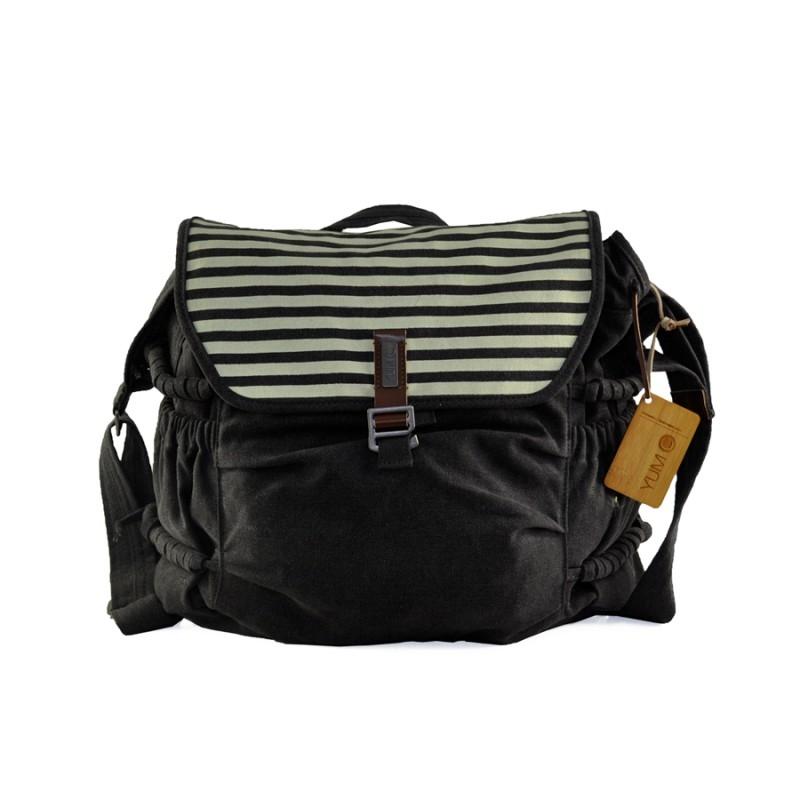Качествена чанта за преносими компютри до 13.3 инча - Y.U.M.C Melrose Messenger Bag Cerise (черен) | JAR Computers Качествена чанта за преносими компютри до 13.3 инча - Y.U.M.C Melrose Messenger Bag Cerise (черен)
