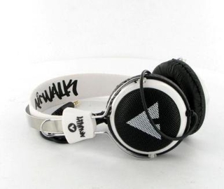 Слушалки с 3.5 мм аудио букса - Airwalk Headphones (черно-бели) | JAR Computers Слушалки с 3.5 мм аудио букса - Airwalk Headphones (черно-бели)