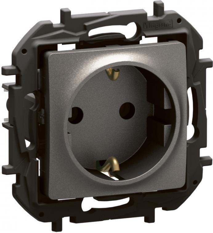 Контакт ШУКО 16A цвят Сив Niloe New Legrand | JAR Computers Контакт ШУКО 16A цвят Сив Niloe New Legrand