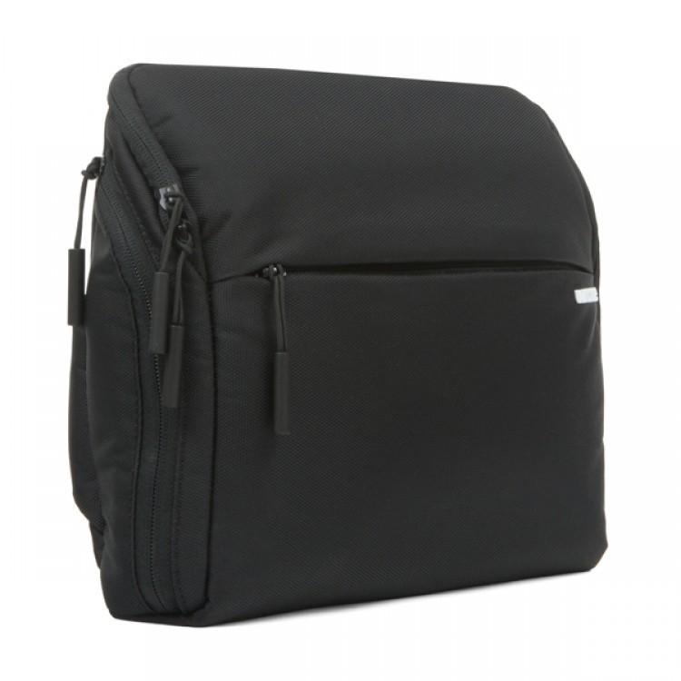 Чанта за фотоапарат с отделение за iPad и допълнителни аксесоари - Incase Point and Shoot Field Bag (черен) | JAR Computers Чанта за фотоапарат с отделение за iPad и допълнителни аксесоари - Incase Point and Shoot Field Bag (черен)