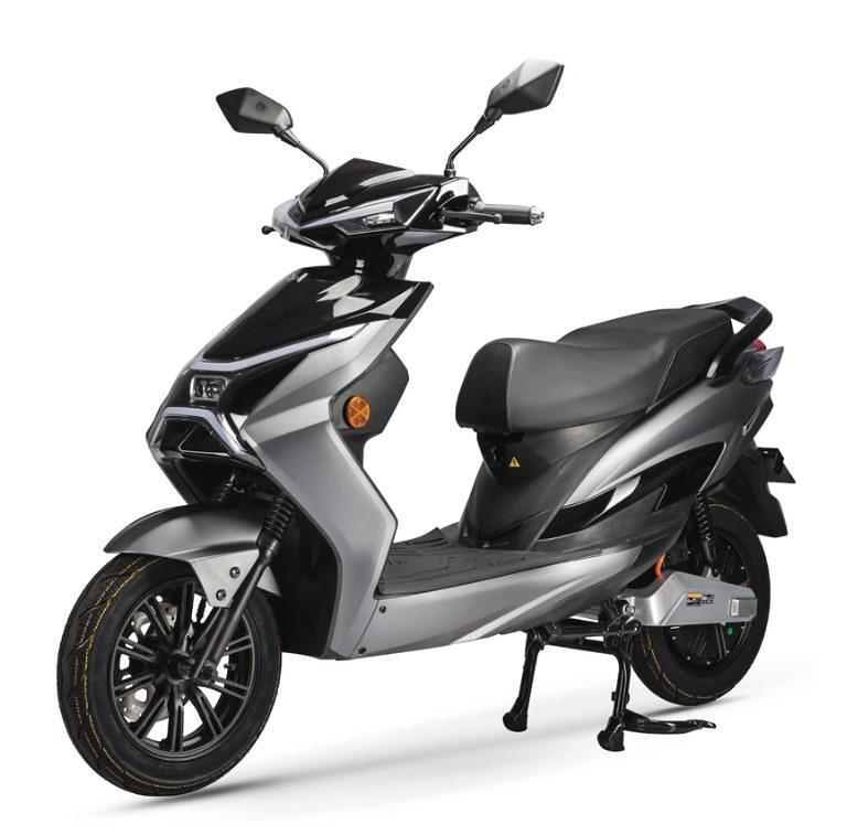 Emoov електрически скутер TRICYCLE LX01 2000W 23,4Ah черен + батерия | JAR Computers Emoov електрически скутер TRICYCLE LX01 2000W 23,4Ah черен + батерия