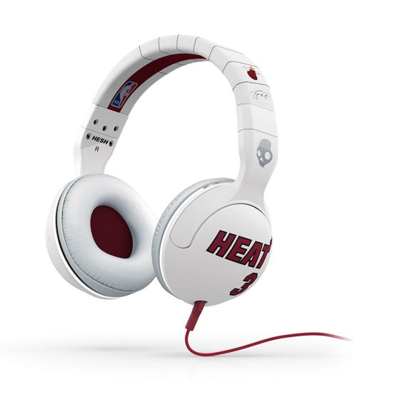 Слушалки с микрофон за iPhone и мобилни устройства - SkullCandy HESH 2.0 NBA Miami Heat | JAR Computers Слушалки с микрофон за iPhone и мобилни устройства - SkullCandy HESH 2.0 NBA Miami Heat