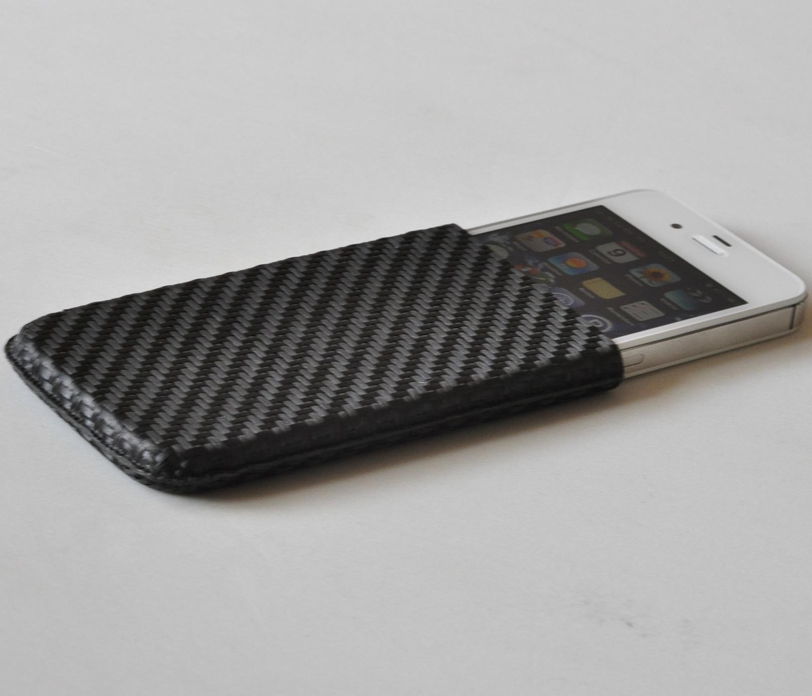 Карбонов калъф за iPhone 4S, iPhone 4 - CarbonTouch Basic Case | JAR Computers Карбонов калъф за iPhone 4S, iPhone 4 - CarbonTouch Basic Case