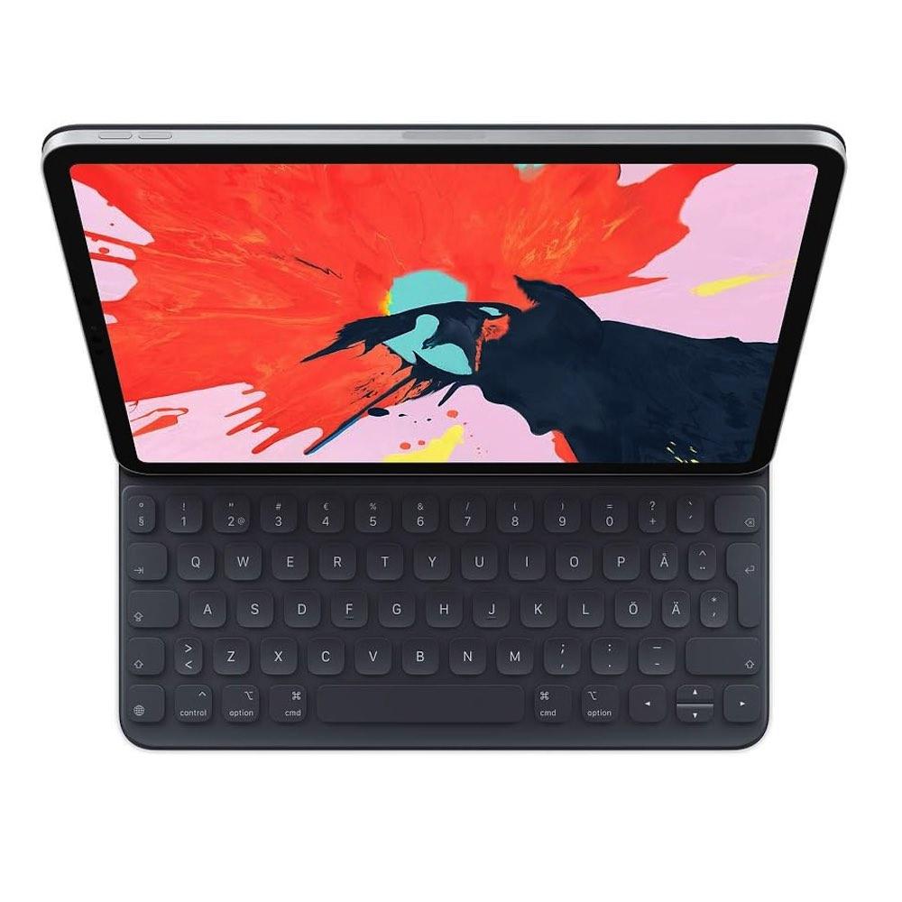 Оригинален полиуретанов калъф, клавиатура и поставка за iPad Pro 12.9 (2018) - Apple Smart Keyboard Folio SWE (черен) | JAR Computers Оригинален полиуретанов калъф, клавиатура и поставка за iPad Pro 12.9 (2018) - Apple Smart Keyboard Folio SWE (черен)