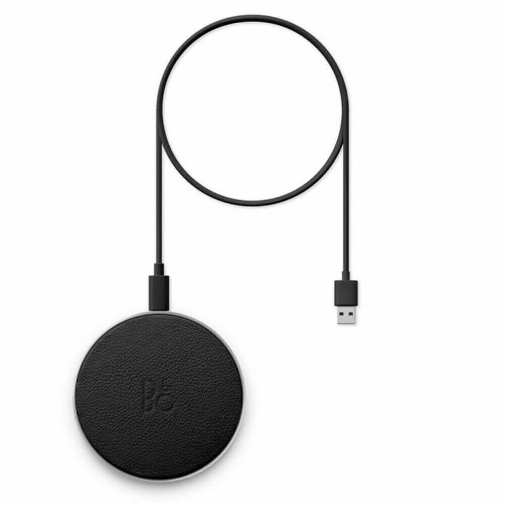 Луксозна поставка (пад) за безжично захранване - Bang & Olufsen Charging Pad (черен) | JAR Computers Луксозна поставка (пад) за безжично захранване - Bang & Olufsen Charging Pad (черен)
